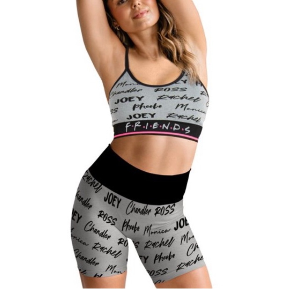 NWT FRIENDS Womens Sports Bra and Biker Shorts 2 Piece Set Gray Sz Small Maxxim